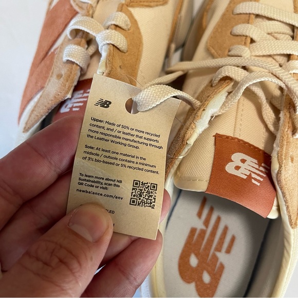 New Balance Sneakers 327 men MS327WC Size 9.5 New With Tags Macadamia - Picture 5 of 13